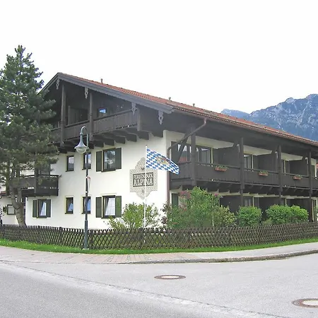 Resort Alpina.5